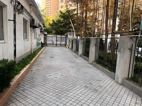 跋扈骄颜